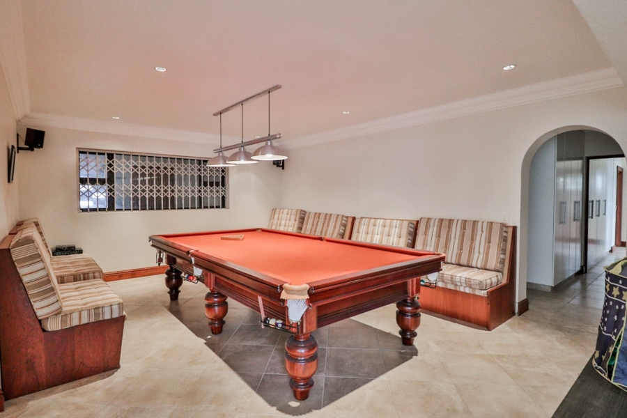 7 Bedroom Property for Sale in Myburgh Park Western Cape